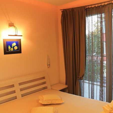 Stela Guest House Tsarevo Exterior photo