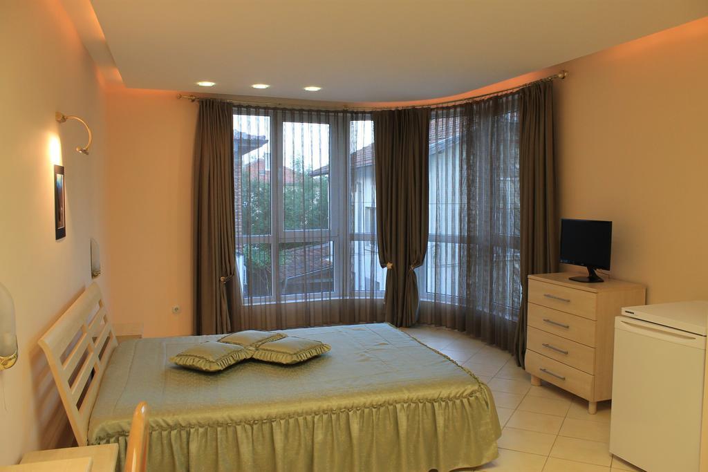 Stela Guest House Tsarevo Exterior photo